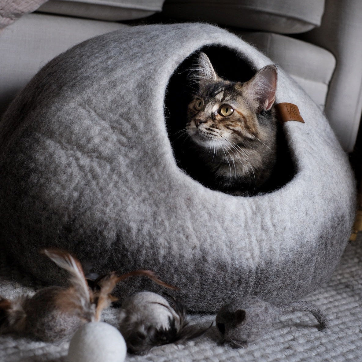 Graderad Cassius Kattbädd - Stor